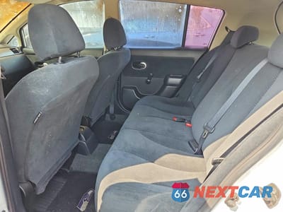 Zdjęcie 10 z 12 samochodu: 2010 NISSAN VERSA 1.8 S VIN:3N1BC1CP2AL448102 - miniatura