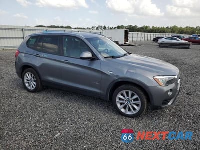 Czwarte zdjęcie samochodu z boku: 2017 BMW X3 XDRIVE28I VIN:5UXWX9C36H0T18649 - miniatura
