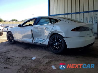 Drugie zdjęcie samochodu z przodu: 2016 TESLA MODEL S VIN:5YJSA1E2XGF124696 - miniatura