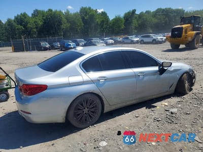Trzecie zdjęcie samochodu z tyłu: 2019 BMW 5ER XI VIN:WBAJA7C56KWW24223 - miniatura