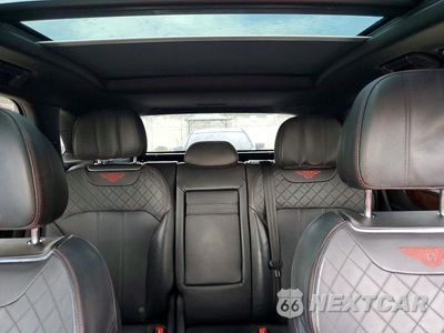 Zdjęcie 10 z 13 samochodu: 2017 BENTLEY BENTAYGA VIN:SJAAC2ZV9HC013881 - miniatura