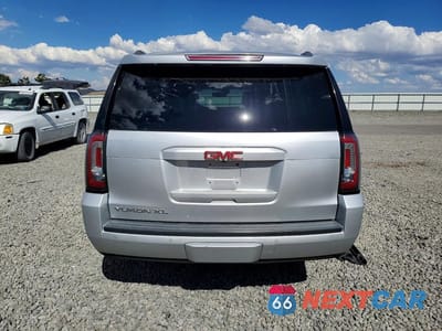 Zdjęcie 6 z 14 samochodu: 2019 GMC YUKON XL VIN:1GKS2GKC9KR351754 - miniatura