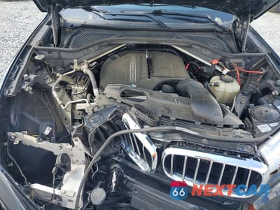 Zdjęcie 12 z 14 samochodu: 2018 BMW X5 XDRIVE35I VIN:5UXKR0C59JL074523 - miniatura