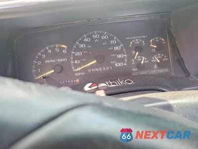 Zdjęcie 9 z 12 samochodu: 1996 GMC SIERRA C1500 VIN:1GTEC19R9TE549031 - miniatura