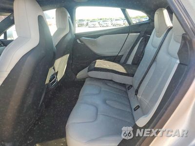 Zdjęcie 10 z 12 samochodu: 2016 TESLA MODEL S VIN:5YJSA1E2XGF152546 - miniatura