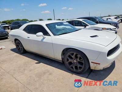 Czwarte zdjęcie samochodu z boku: 2017 DODGE CHALLENGER SXT VIN:2C3CDZAG5HH640184 - miniatura