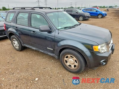Czwarte zdjęcie samochodu z boku: 2008 FORD ESCAPE XLS VIN:1FMCU92Z78KB14624 - miniatura