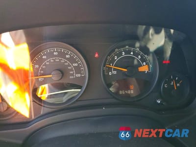 Zdjęcie 9 z 12 samochodu: 2015 JEEP PATRIOT SPORT VIN:1C4NJPBA6FD274421 - miniatura