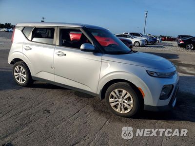 Czwarte zdjęcie samochodu z boku: 2020 KIA SOUL LX VIN:KNDJ23AU2L7090426 - miniatura