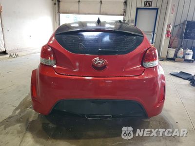 Zdjęcie 6 z 12 samochodu: 2012 HYUNDAI VELOSTER BASE VIN:KMHTC6AD7CU021395 - miniatura