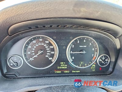Zdjęcie 9 z 13 samochodu: 2014 BMW X3 XDRIVE28I VIN:5UXWX9C5XE0D35681 - miniatura