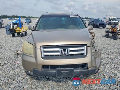 Piąte zdjęcie samochodu w środku: 2006 HONDA PILOT EX VIN:5FNYF28596B024806 - miniatura