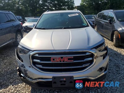 Piąte zdjęcie samochodu w środku: 2018 GMC TERRAIN SLT VIN:3GKALVEX4JL177464 - miniatura