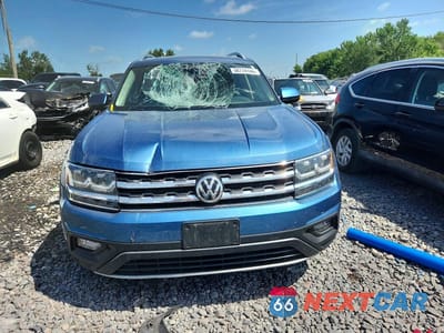 Piąte zdjęcie samochodu w środku: 2019 VOLKSWAGEN ATLAS SE VIN:1V2UR2CA9KC598872 - miniatura
