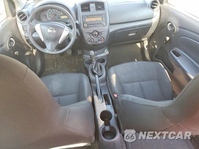 Zdjęcie 8 z 12 samochodu: 2017 NISSAN VERSA 1.6 S VIN:3N1CN7AP1HL884437 - miniatura