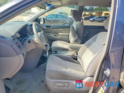 Zdjęcie 7 z 13 samochodu: 2010 TOYOTA SIENNA LE 8-PASSENGER VIN:5TDKK4CC5AS300406 - miniatura