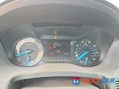 Zdjęcie 9 z 13 samochodu: 2016 FORD EXPLORER XLT VIN:1FM5K8D8XGGB15992 - miniatura