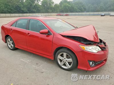 Czwarte zdjęcie samochodu z boku: 2014 TOYOTA CAMRY SE VIN:4T1BF1FK7EU861189 - miniatura