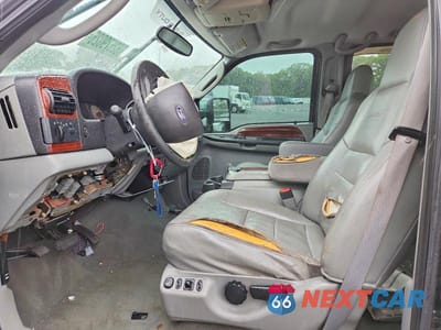 Zdjęcie 7 z 13 samochodu: 2005 FORD F350 SRW SUPER DUTY VIN:1FTWW31P45EB38897 - miniatura