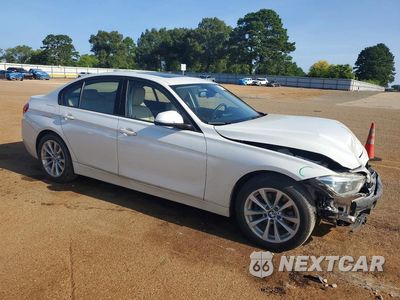 Czwarte zdjęcie samochodu z boku: 2018 BMW 320 I VIN:WBA8A9C57JAH13632 - miniatura