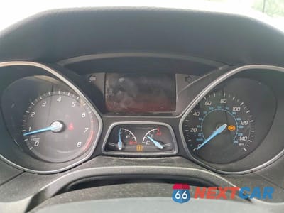 Zdjęcie 9 z 12 samochodu: 2014 FORD FOCUS SE VIN:1FADP3F24EL428298 - miniatura