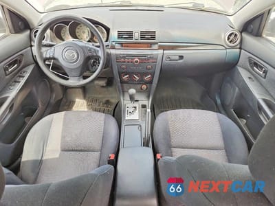 Zdjęcie 8 z 12 samochodu: 2007 MAZDA 3 I VIN:JM1BK32F771653662 - miniatura