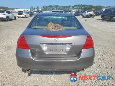 Zdjęcie 6 z 12 samochodu: 2007 HONDA ACCORD EX VIN:1HGCM66587A055602 - miniatura