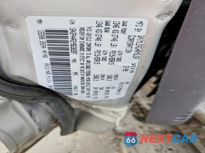 Zdjęcie 12 z 12 samochodu: 2000 DODGE GRAND CARAVAN SE VIN:1B4GP44R2YB638287 - miniatura