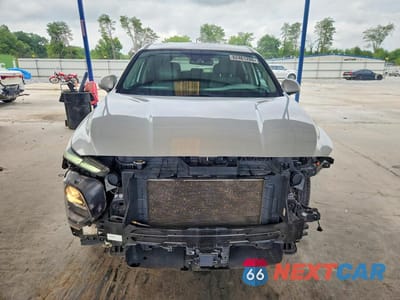 Piąte zdjęcie samochodu w środku: 2019 HYUNDAI SANTA FE SE VIN:5NMS23AD4KH032328 - miniatura