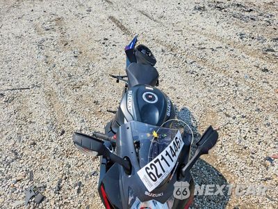 Piąte zdjęcie samochodu w środku: 2026 SUZUKI GSX-R600 VIN:JS1GN7FA7T7100997 - miniatura