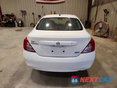 Zdjęcie 6 z 12 samochodu: 2012 NISSAN VERSA 1.6 S VIN:3N1CN7AP7CL900682 - miniatura
