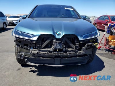Piąte zdjęcie samochodu w środku: 2024 BMW IX XDRIVE50 VIN:WB523CF07RCR74252 - miniatura