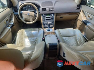 Zdjęcie 8 z 13 samochodu: 2011 VOLVO XC90 3.2 VIN:YV4952CY6B1579026 - miniatura