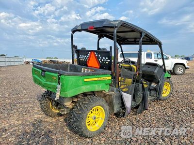 Czwarte zdjęcie samochodu z boku: 2018 JOHN DEERE XUV 590M UTILITY VEHICLE VIN:1M0590MBVJM010129 - miniatura