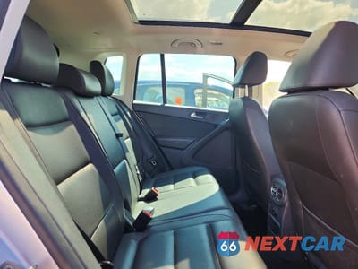 Zdjęcie 11 z 13 samochodu: 2015 VOLKSWAGEN TIGUAN S VIN:WVGBV7AX6FW106100 - miniatura