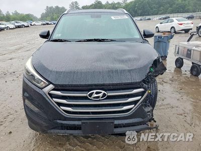 Piąte zdjęcie samochodu w środku: 2017 HYUNDAI TUCSON SE VIN:KM8J3CA41HU344239 - miniatura