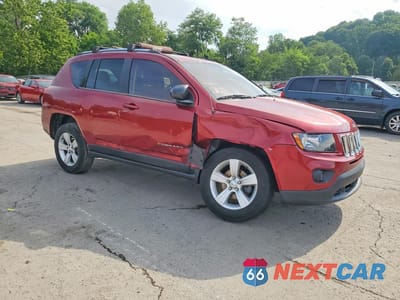 Czwarte zdjęcie samochodu z boku: 2014 JEEP COMPASS SPORT VIN:1C4NJCBB8ED566796 - miniatura