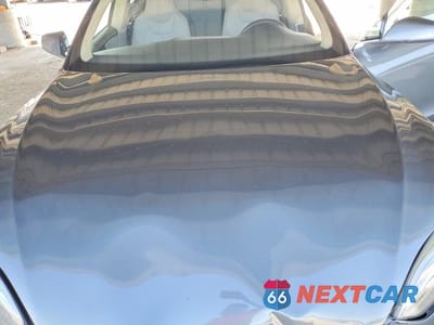 Zdjęcie 11 z 12 samochodu: 2013 TESLA MODEL S VIN:5YJSA1CN7DFP06778 - miniatura