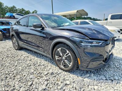 Czwarte zdjęcie samochodu z boku: 2022 FORD MUSTANG MACH-E SELECT VIN:3FMTK1RMXNMA14832 - miniatura