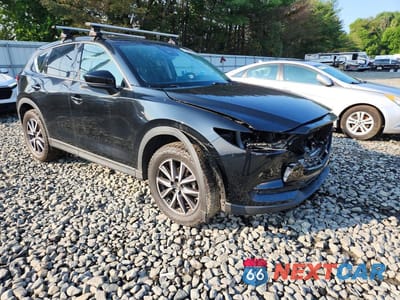 Czwarte zdjęcie samochodu z boku: 2017 MAZDA CX-5 GRAND TOURING VIN:JM3KFBDL8H0149377 - miniatura