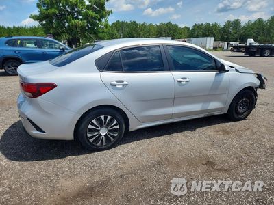 Trzecie zdjęcie samochodu z tyłu: 2021 KIA RIO S VIN:3KPA24AD8ME391063 - miniatura
