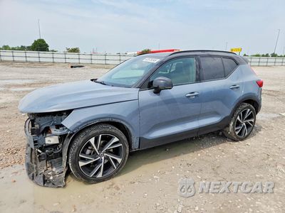 2022 VOLVO XC40 T5 R-DESIGN YV4162UM5N2790044 - główne zdjęcie licytacji z USA - miniatura