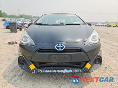 Piąte zdjęcie samochodu w środku: 2015 TOYOTA PRIUS C ONE VIN:JTDKDTB32F1107043 - miniatura