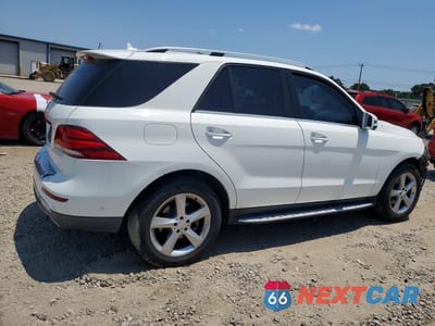 Trzecie zdjęcie samochodu z tyłu: 2017 MERCEDES-BENZ GLE 350 VIN:4JGDA5JB1HA839006 - miniatura