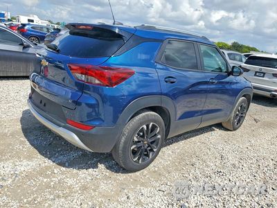 Trzecie zdjęcie samochodu z tyłu: 2021 CHEVROLET TRAILBLAZER LT VIN:KL79MPS22MB076250 - miniatura