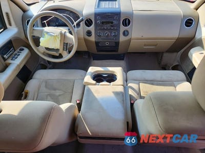 Zdjęcie 8 z 12 samochodu: 2004 FORD F150 VIN:1FTPX12584NA21633 - miniatura