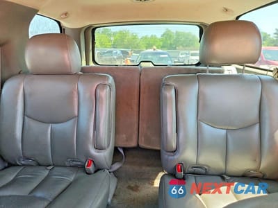 Zdjęcie 10 z 13 samochodu: 2005 CHEVROLET TAHOE K1500 VIN:1GNEK13T25R191071 - miniatura