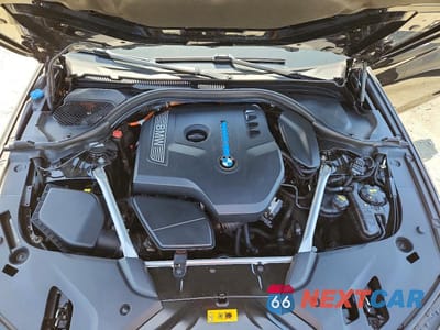 Zdjęcie 11 z 12 samochodu: 2018 BMW 530E VIN:WBAJA9C58JB252031 - miniatura
