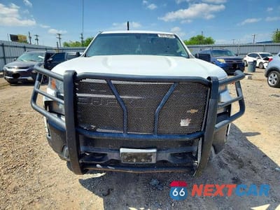 Piąte zdjęcie samochodu w środku: 2020 CHEVROLET SILVERADO K1500 VIN:3GCUYAEF4LG341415 - miniatura