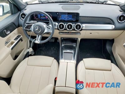 Zdjęcie 8 z 13 samochodu: 2025 MERCEDES-BENZ GLB 250 4MATIC VIN:W1N4M4HB0SW411748 - miniatura